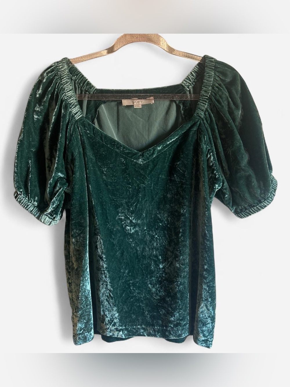 LOFT Deep Emerald Green Velvet Puff-Sleeve Top in M